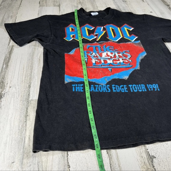 Vintage 1991 AC/DC The Razors Edge Tour T-Shirt Size Large Single Stitch - Picture 8 of 8